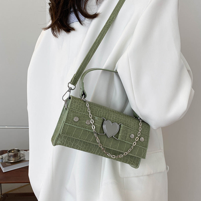 Women's fashion chain shoulder bag | Stylish chain strap handbag | Trendy women's shoulder purse | Elegant ladies handbag | Casual crossbody chain bag | Chic shoulder bag for women | New arrival women's bag | Lightweight fashion purse | Versatile daily handbag | Modern chain shoulder bag
